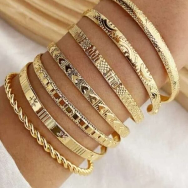 conjunto de 7 pulseras doradas boho chic
