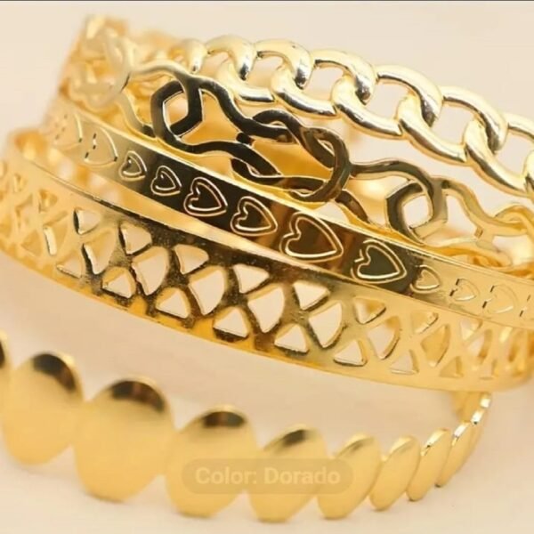 5 pulseras doradas diseño orientar medio